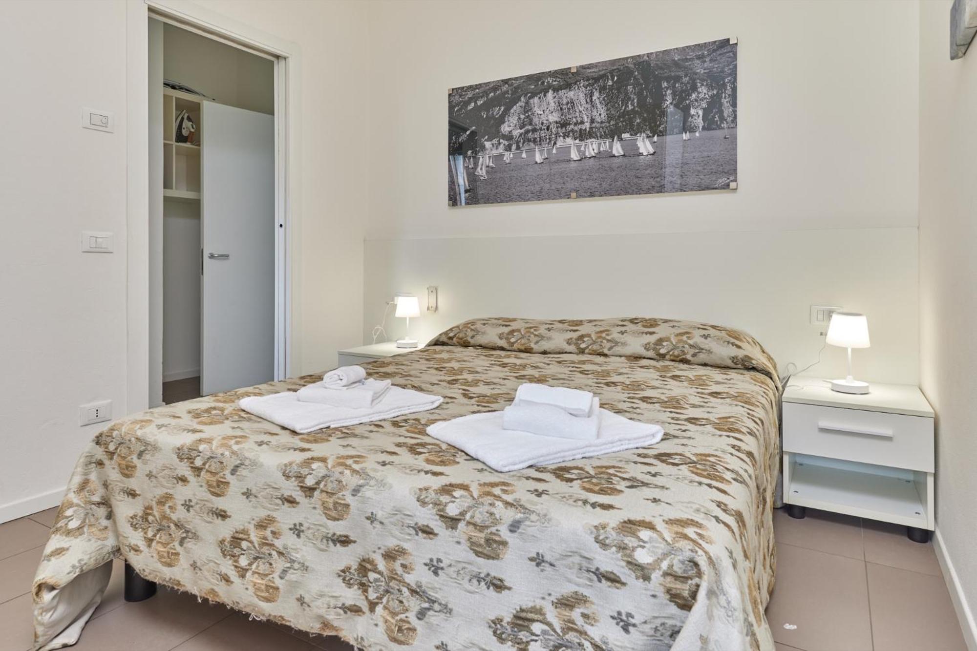 CallaLillyJardin Malcesine Esterno foto