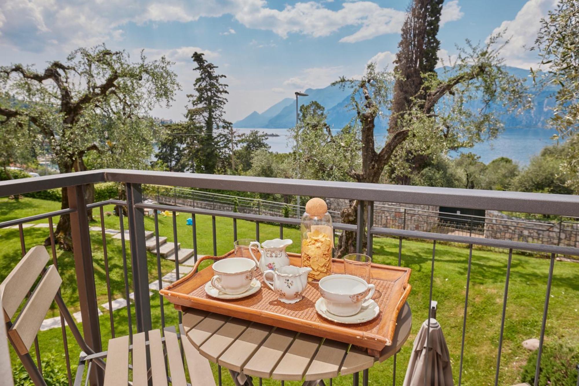 CallaLillyJardin Malcesine Esterno foto