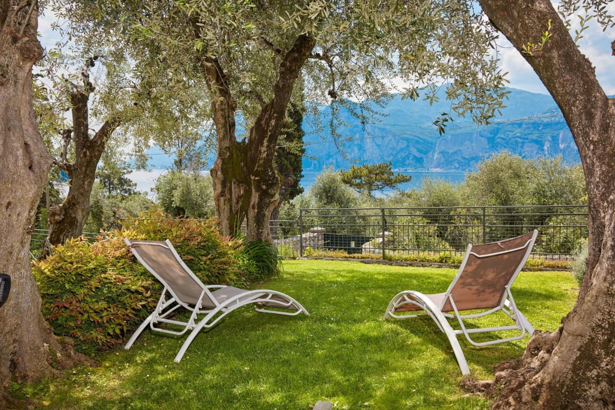CallaLillyJardin Malcesine Esterno foto